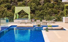 Villa Calikusu Magnificent Ultraluxury Villa